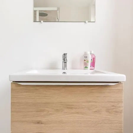 アパート Bastin ヴァランシエンヌ