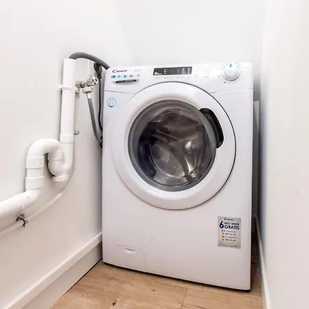 Bastin アパート ヴァランシエンヌ